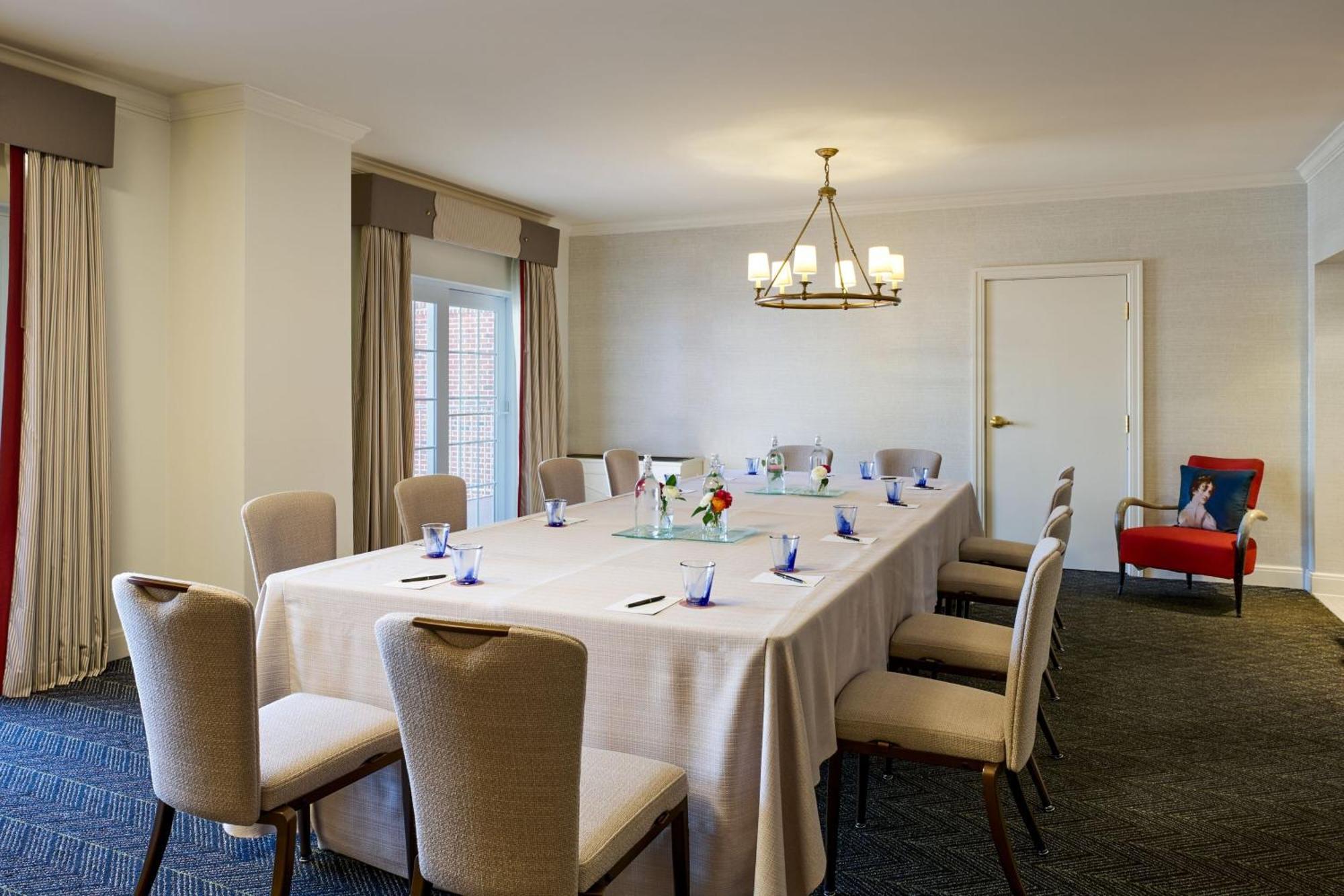 The Alexandrian Old Town Alexandria, Autograph Collection Hotel Екстериор снимка