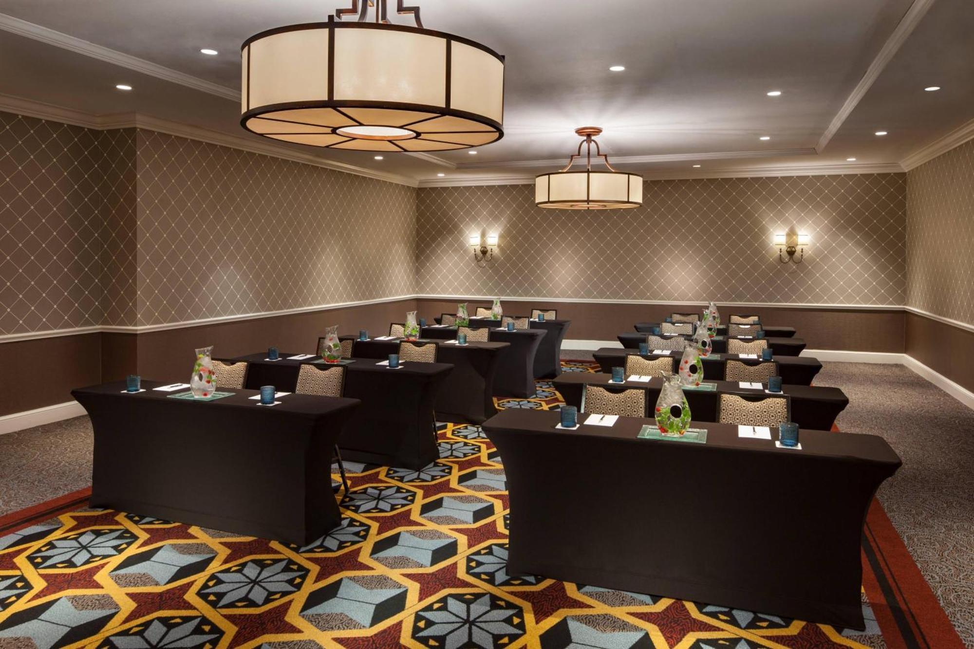 The Alexandrian Old Town Alexandria, Autograph Collection Hotel Екстериор снимка